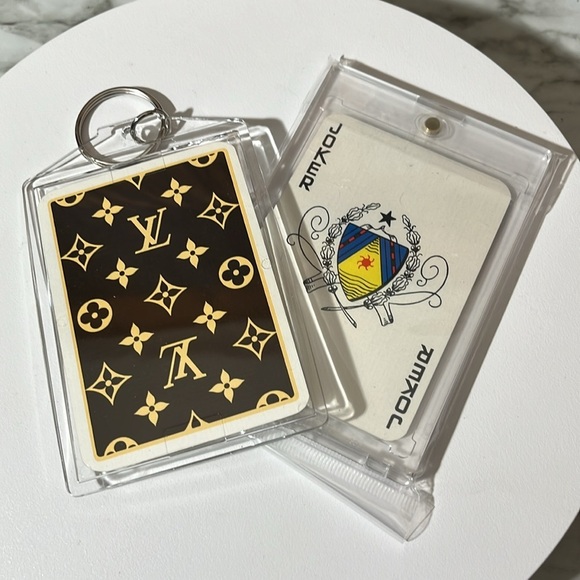 LOUIS VUITTON VINTAGE JOKER 🃏 PLAYING CARD KEYCHAIN. EUC - Picture 1 of 4